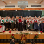 Stad weard’s beim Steinrösler Advent: Vorweihnachtliches G’sungen & G’spielt